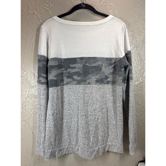 Pink Clover Ameya Brushed Knit Top Colorblock‎ Grey Camo Womens Size Medium - Picture 2 of 5